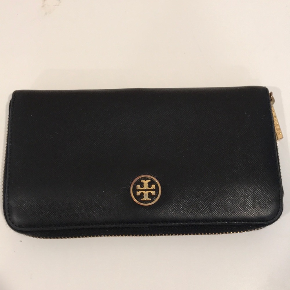 Used Tory Burch wallet